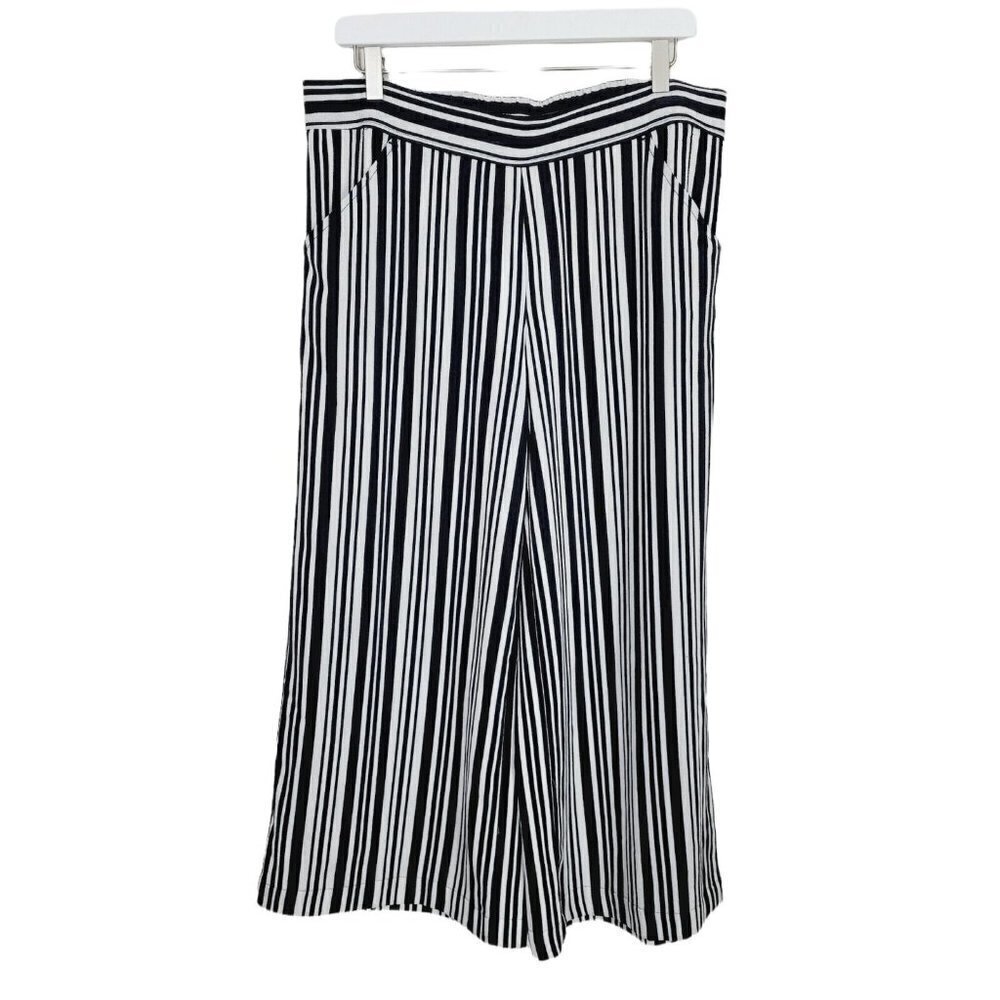 EUC Max Studio Size L Black and White Striped Wide-Leg Pants